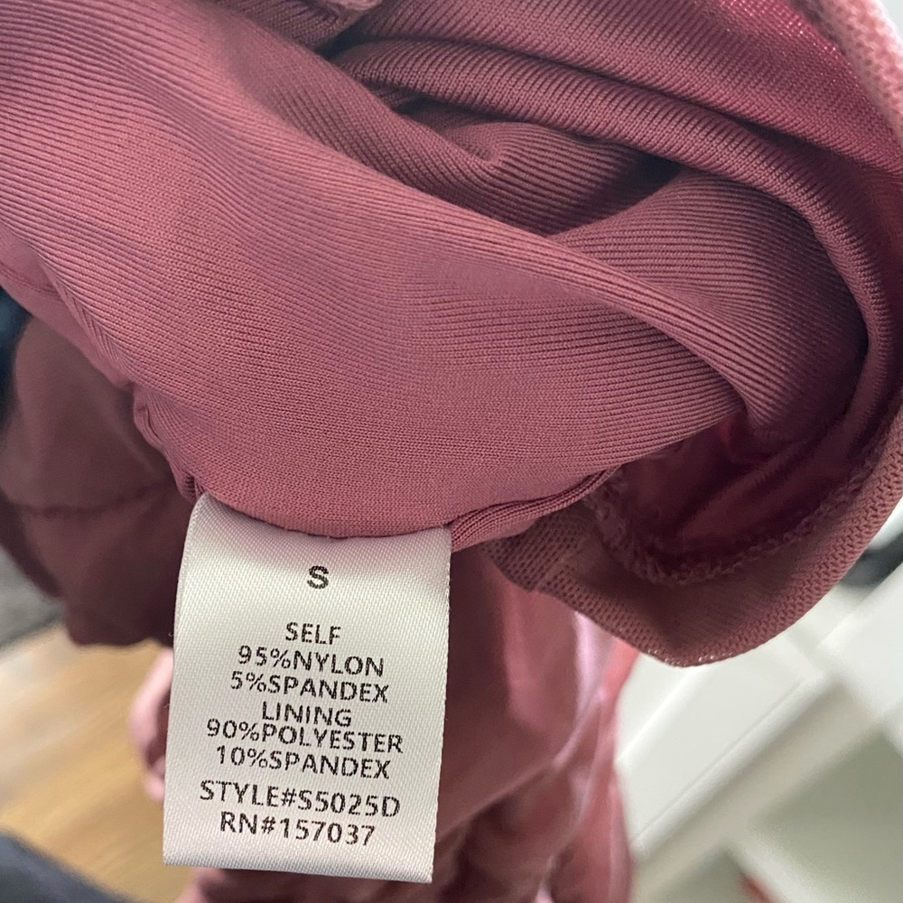 Salty | NWOT’s burgundy ruched layered off the shoulder Y2K bohemian mini dress - Picture 4 of 6
